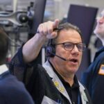 Stocks Plunge 2% Amid AI Skepticism and Fed Rate Concerns; Bitcoin DropsStocks Plunge 2% Amid AI Skepticism and Fed Rate Jitters; Bitcoin Sinks Below $87K