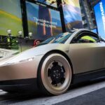 Tesla Stock Falls 3% Amid Robotaxi Progress and AI Bubble Concerns