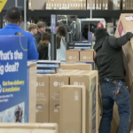 Unlock AI Tools to Maximize Your Holiday Shopping Savings This Black Friday