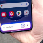 Smartphones Evolve: 2025 Sees Major AI-Driven Productivity Upgrades in iPhone 17 and Galaxy