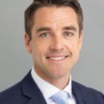 AI Transforms Personal Finance Management: Balancing Automation with Human Insight