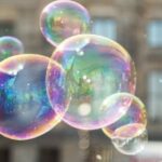 Meta Faces $6.5B Financing Cost for $27B AI Infrastructure, Raising Tech Bubble Concerns