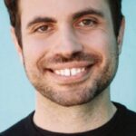 AI Experts Call for Public Control to Prevent Addiction and Misuse in Technology