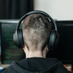 Big Tech Firms Mandate AI Adoption in Performance Reviews to Boost Productivity