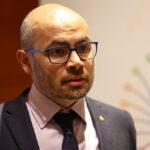 DeepMind’s Demis Hassabis Aims to Unlock AGI, But Faces New Challenges from Google